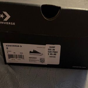 Converse platform brand new